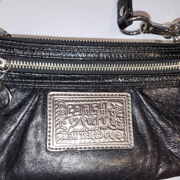 Coach Poppy Black Leather Mini Bag/Wristlet with Silver Accents - Picture 3 of 5